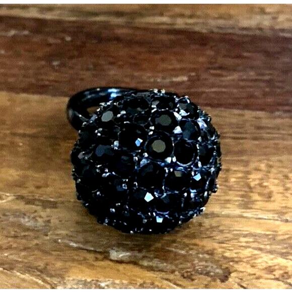 Vintage Black Disco Ball Ring made with Swarovski Crystals - Picture 5 of 7